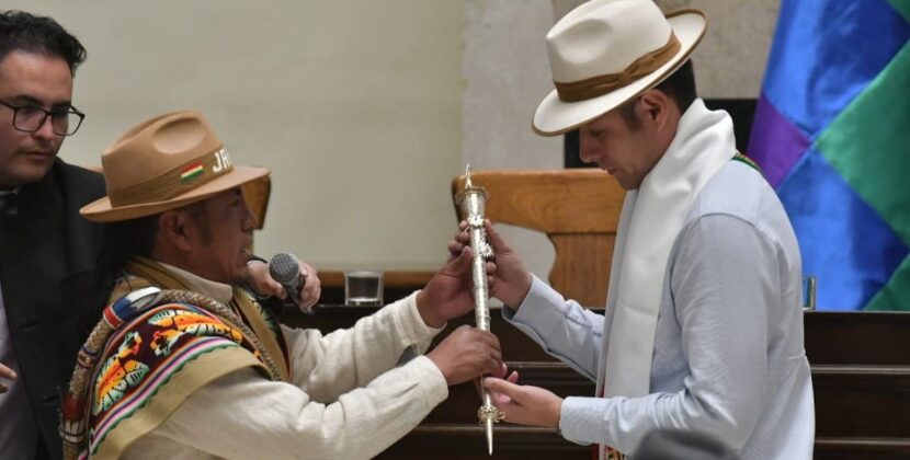 La Paz prohíbe a candidatos usar símbolos campesinos en elecciones subnacionales