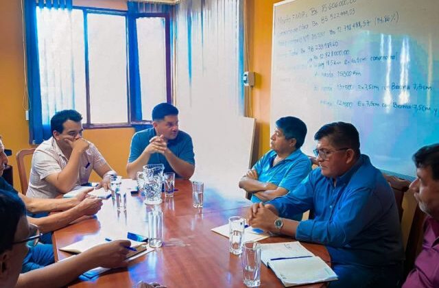 ABC y Ministerio de Transporte coordinan inspección de caminos en Bolivia