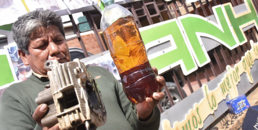 Gobierno impulsa investigación por cuestionamientos a calidad del combustible en Bolivia