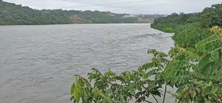 Niño desaparecido en río del trópico de Cochabamba cumple una semana sin rastro