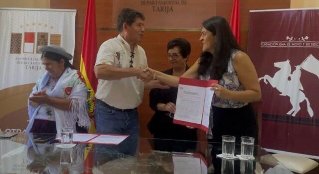 ALDT y FEMMAD firman convenio para impulsar educación turismo e identidad en La Paz