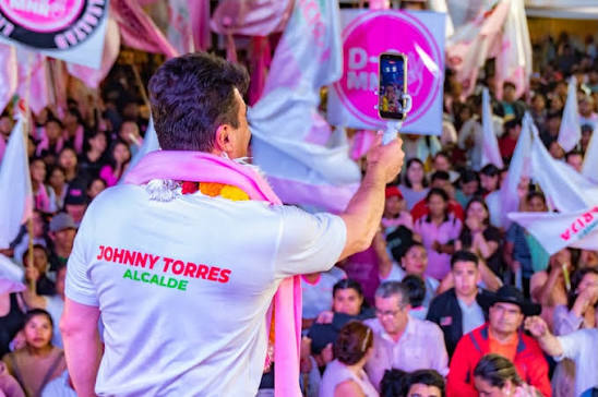 PDC compara a Johnny Torres con Evo Morales y Patria exige licencia inmediata