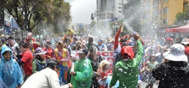 Carnaval 2026 en Bolivia anuncia marcas autorizadas de espumas para festejos