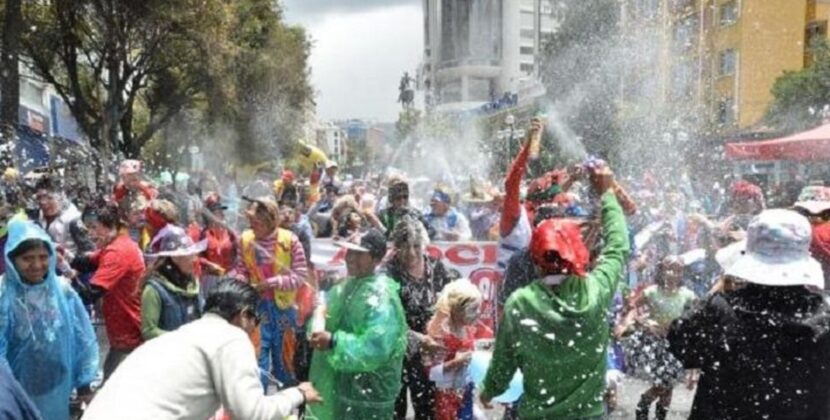 Carnaval 2026 en Bolivia anuncia marcas autorizadas de espumas para festejos
