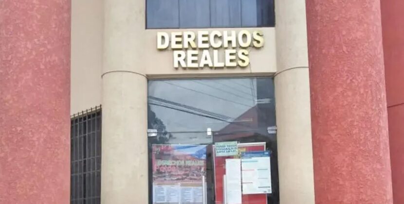 Fiscalía efectúa allanamiento en Derechos Reales tras denuncia en 2024