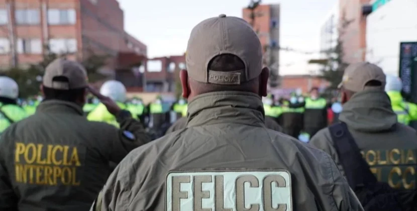 Felcc detiene a dos peruanas que pidieron permiso para robar en Carnaval de Oruro