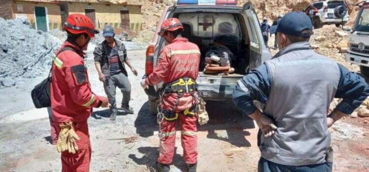 Mina en Potosí sepulta a un adolescente y un hombre de 38 años