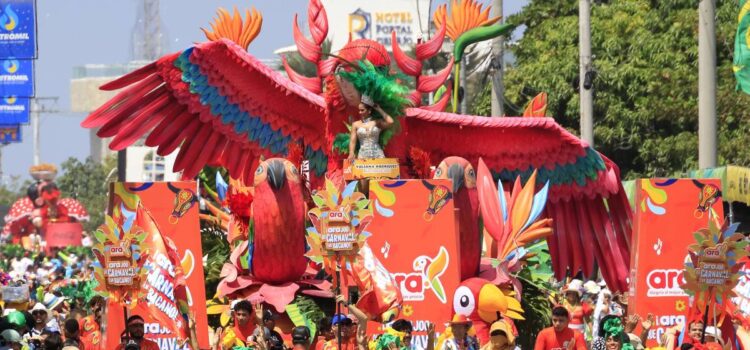 Carnaval de Barranquilla abre con la vibrante Batalla de Flores llena de música y color