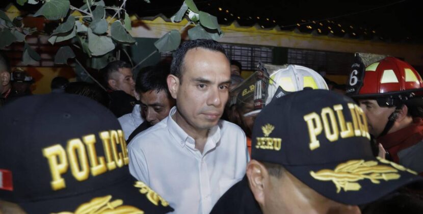 Perú confirma su octavo presidente en diez años de crisis política