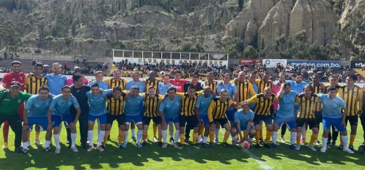 Clásico solidario Daniel Vaca termina en empate y recibe aplausos en La Paz