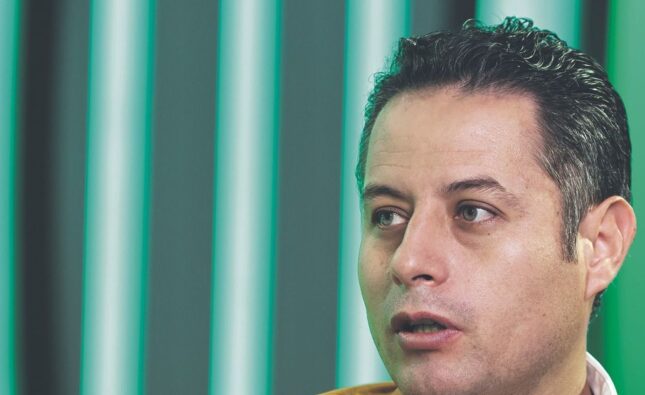 Gobernador Lara anuncia viaje a India para cumbre global de inteligencia artificial