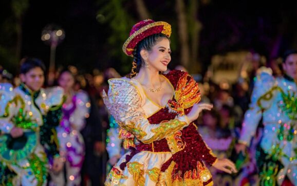 Cochabamba La Paz Oruro y Santa Cruz cierran el Carnaval este fin de semana