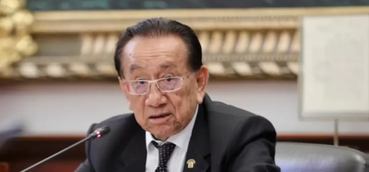 José María Balcázar asume la presidencia de Perú y anuncia reformas clave