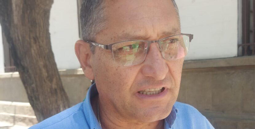 Gobernación de Santa Cruz advierte que sin cambio de leyes se suspende canasta y Prosol