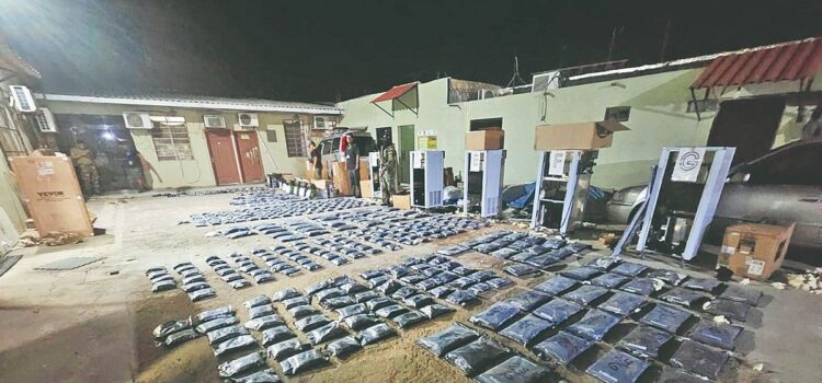 Policía de Bolivia investiga marihuana proveniente de Estados Unidos con posible destino internacional