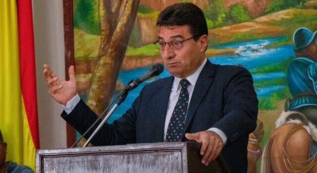 Tarija propone nuevo pacto fiscal para impulsar inversión municipal en 2024