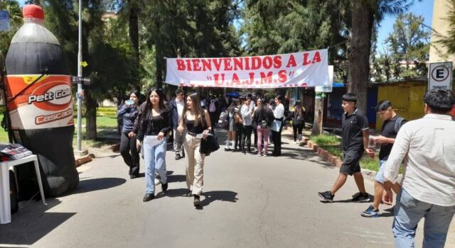 Gobierno y universidades confirman acuerdo para pago puntual de salarios