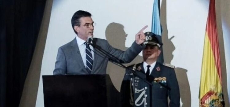 Paz responde a críticas en Santa Cruz e insta a evitar la demagogia