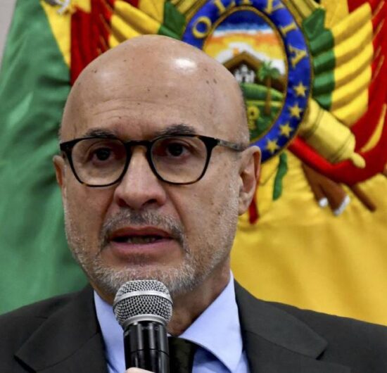 Lupo revela drenaje de 8 mil millones en empresas públicas y 340 denuncias de corrupción