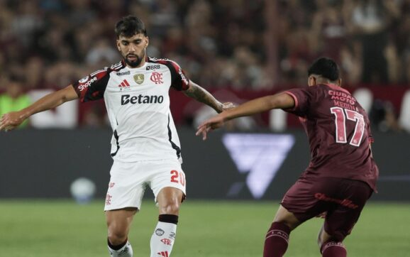Lanús vence a Flamengo en la ida de la Recopa Sudamericana en Brasil