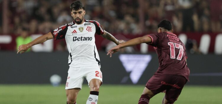 Lanús vence a Flamengo en la ida de la Recopa Sudamericana en Brasil