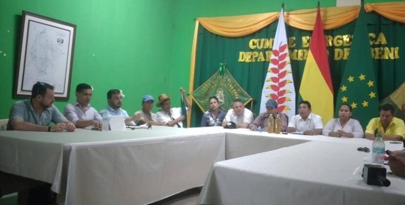 Comité cívico de Beni levanta paro tras diálogo con autoridades del Gobierno