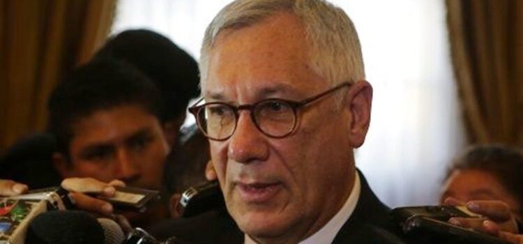 Veltzé recuerda a Saucedo que jueces y presidente del TSJ deben evitar parcialidad