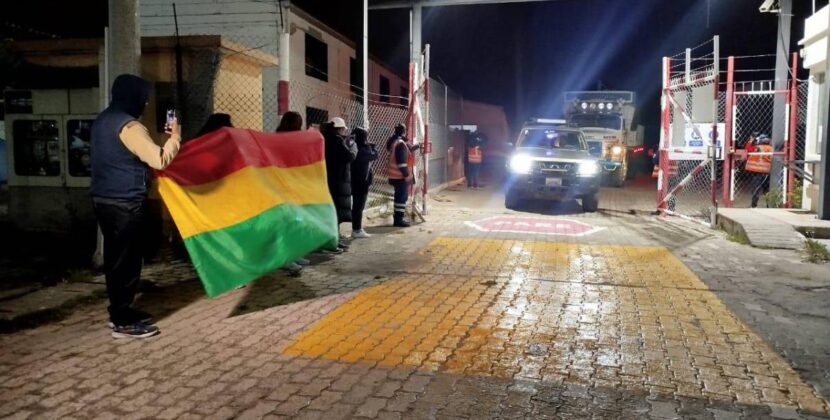 La Paz recibe restos de David Santalla y abre homenajes en su camión Mi Socio