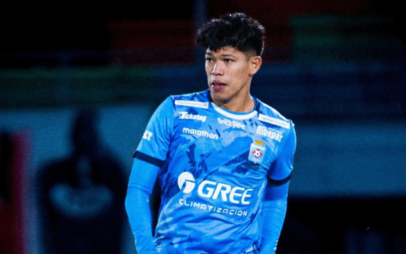 Denilson Durán revela dificultades económicas en su infancia y compromiso con el fútbol boliviano