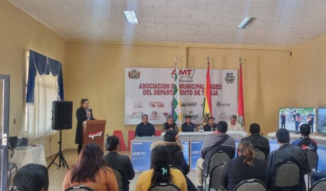 AMT cuestiona contradicciones en propuesta de reparto 50 50 en La Paz
