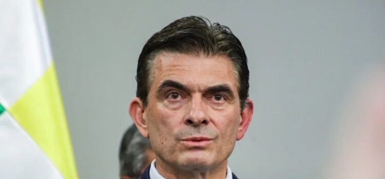 Gobierno de Paz lanza ley que impulsa el deporte en Bolivia