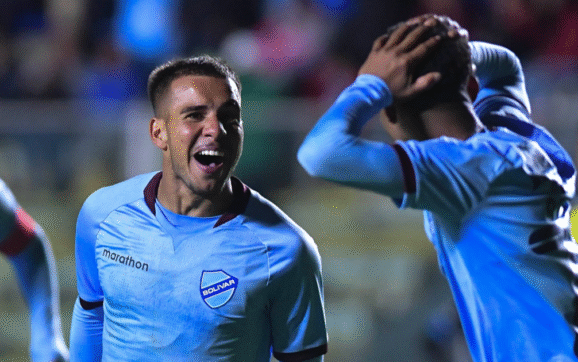 Bolívar gana a Blooming con goles decisivos de Robson Matheus en La Paz