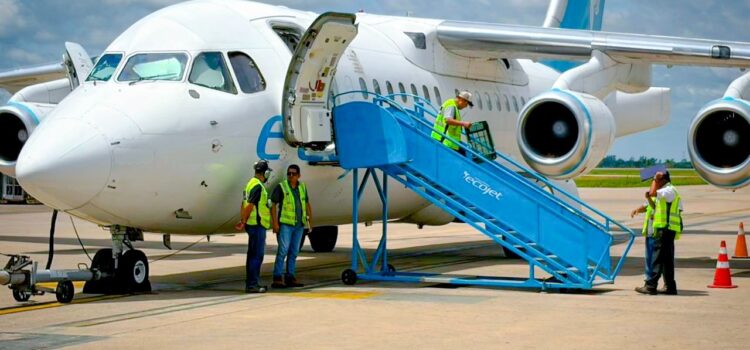 Tarija impulsa conectividad y competencia para aprovechar oportunidades aéreas