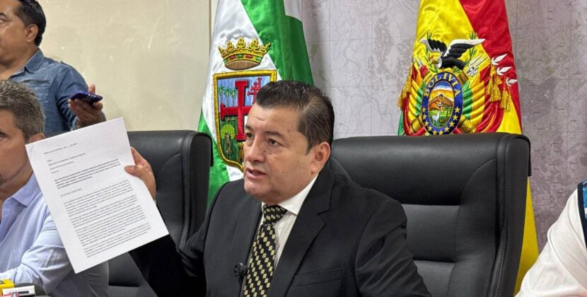 Alcalde de Santa Cruz pasa segunda noche en la Felcc y será juzgado este jueves