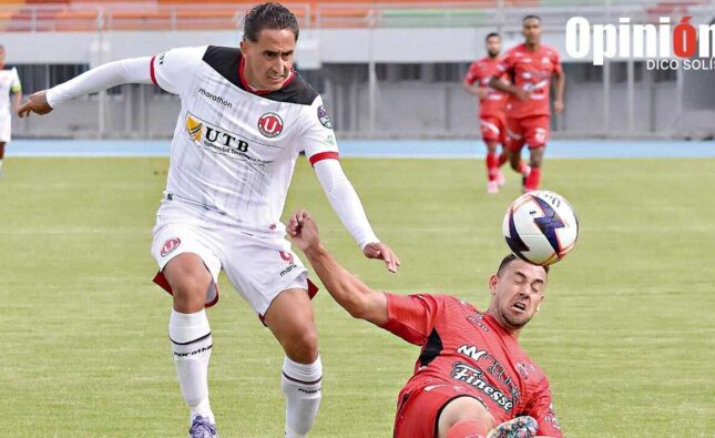 Universidad impulsa triunfo goleador 5 a 2 sobre Guabirá en Santa Cruz