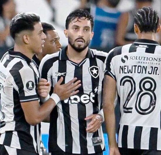 Nacional confirma eliminación de Libertadores tras derrota ante Botafogo en Brasil