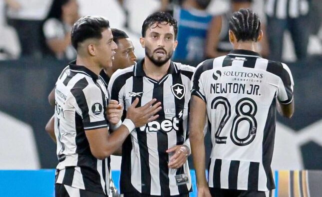 Nacional confirma eliminación de Libertadores tras derrota ante Botafogo en Brasil