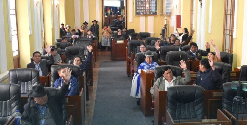 TED La Paz elige vocales entre 15 postulantes cuestionados en proceso electoral