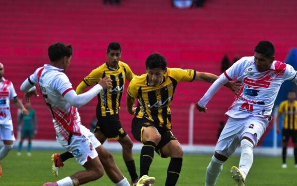 El Tigre pierde frente a Nacional Potosí y revela crisis goleadora en Bolivia