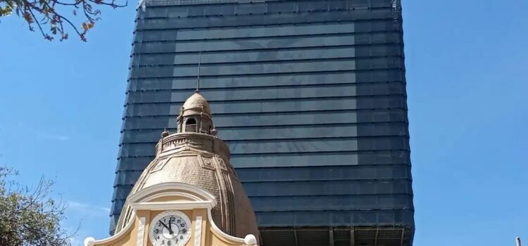 Policía resulta herida en Asamblea Legislativa al manipular su arma en Sucre