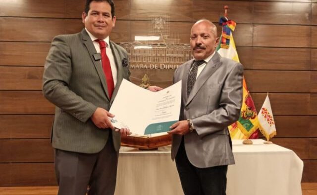 TED Tarija posesiona a Heby Ponce de León como nuevo vocal electoral