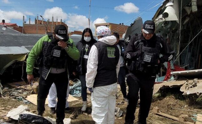 Tribunal envía a cárcel a dos sujetos por saqueos al avión accidentado en El Alto