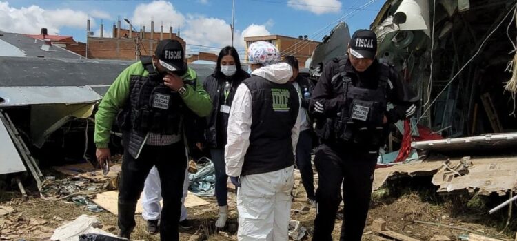 Tribunal envía a cárcel a dos sujetos por saqueos al avión accidentado en El Alto