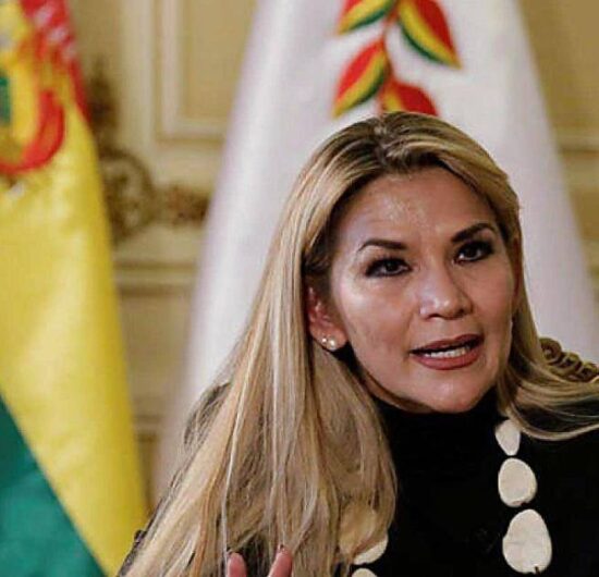 Jeanine Añez advierte a Rodrigo Paz desarticular el boicot en Bolivia