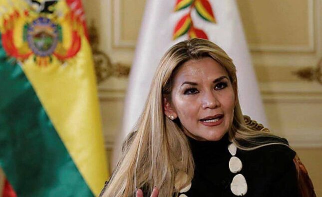Jeanine Añez advierte a Rodrigo Paz desarticular el boicot en Bolivia