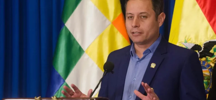 Lara pide reunión con Lupo tras advertir falta de personal y gasolina en Asamblea