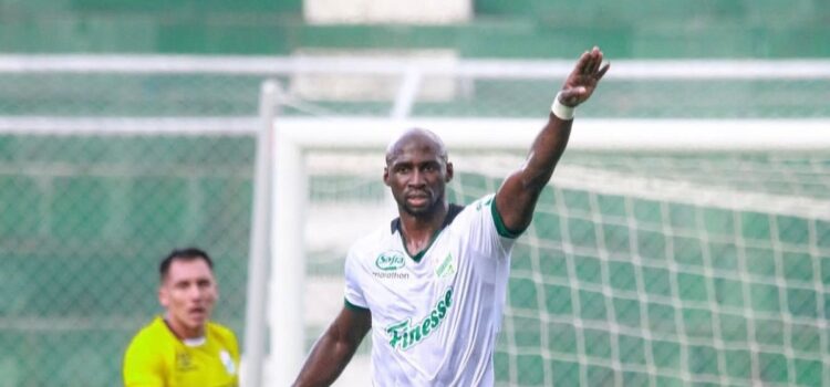 Mangala impulsa la poesía local en evento cultural de La Paz