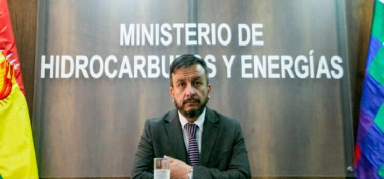 Presidente del Senado anuncia cita del Ministro de Hidrocarburos por calidad del combustible en Bolivia