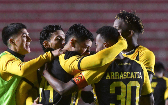 El Tigre vence a Nacional Potosí y avanza para enfrentar a Oriente en semifinales