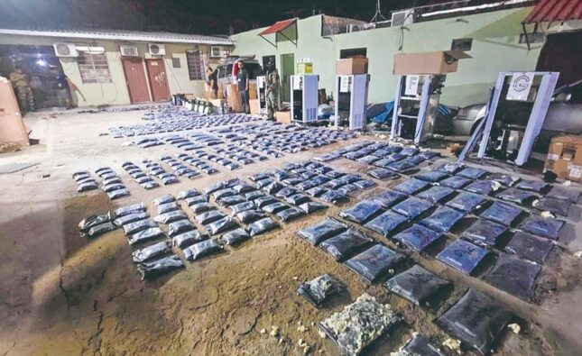 Santa Cruz envía por tierra el ICE a Brasil para fortalecer comercio bilateral